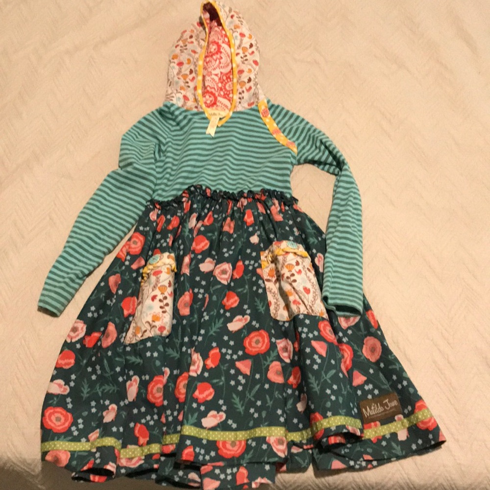 Matilda Jane size 6 hooded long sleeve dress